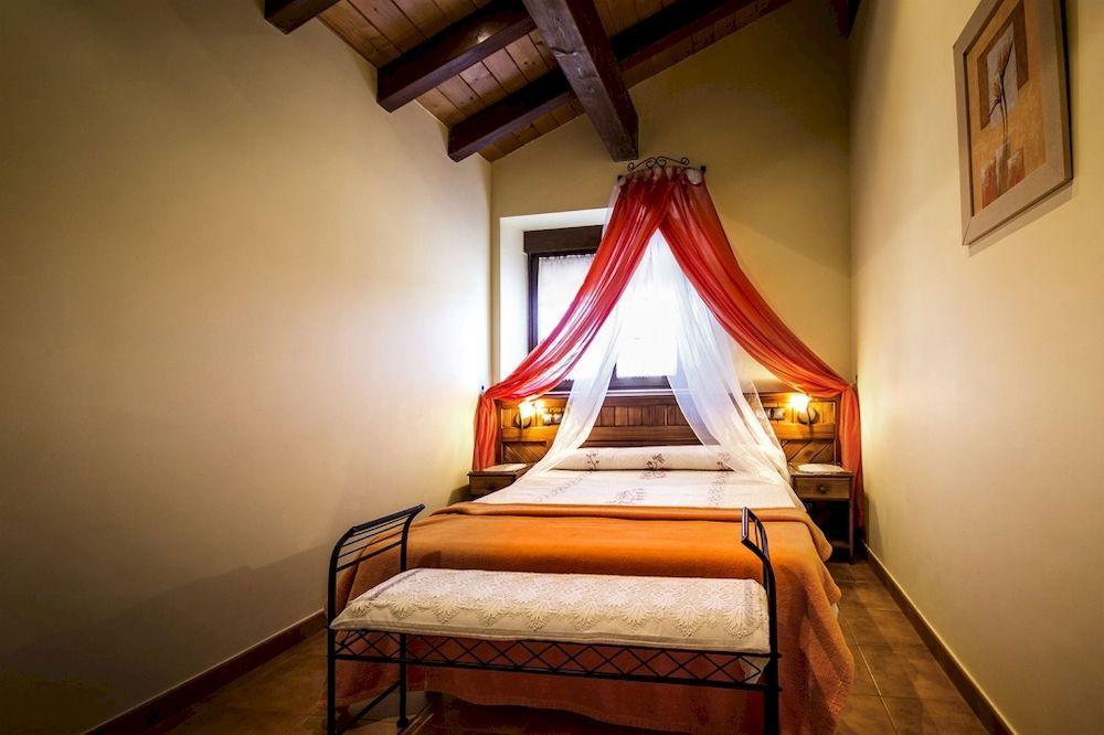 Apartamentos Toraya Ос-де-Анеро Экстерьер фото